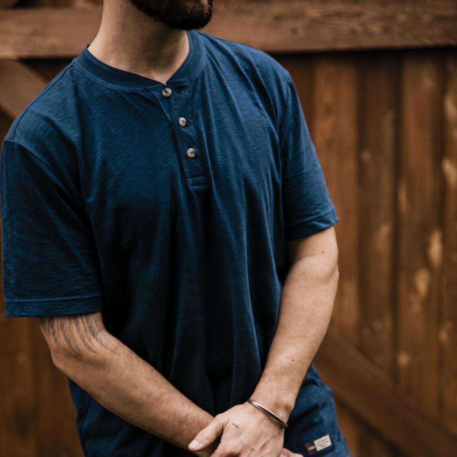 imageField ampamp Stream Mens Hemingway Short Sleeve HenleyNavy Blue